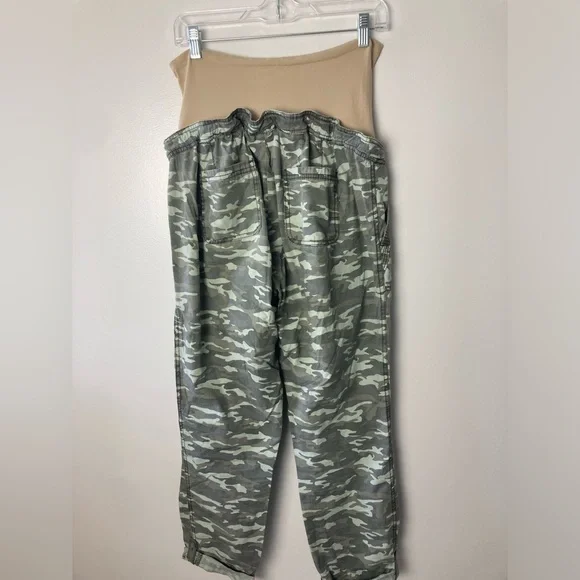 Motherhood Maternity Camo Pants Over the Belly Size Large - Picture 2 of 9